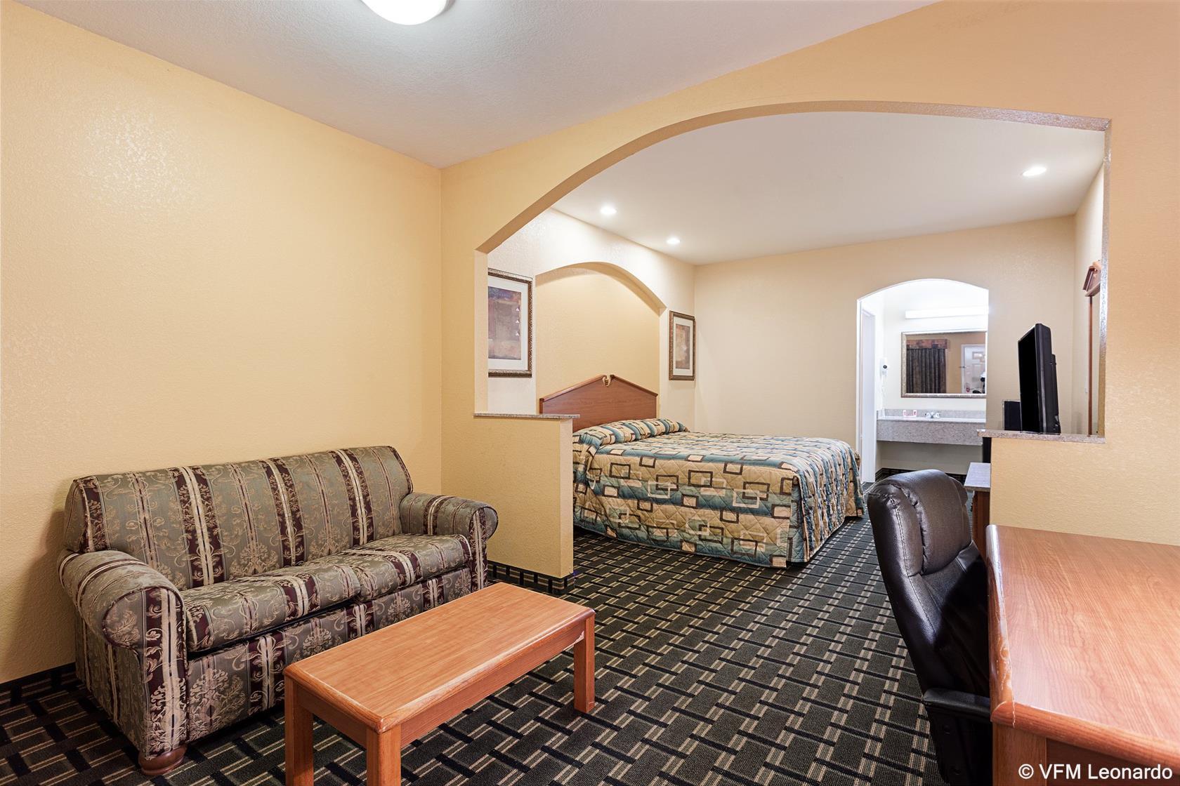 Econo Lodge Inn & Suites Хорн Лейк Екстериор снимка
